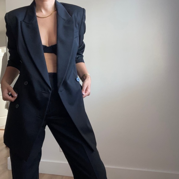 Vintage black wool blazer - Picture 3 of 6